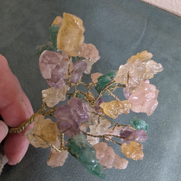 Bendable Tree on Resin Base - Picture 13 of 13